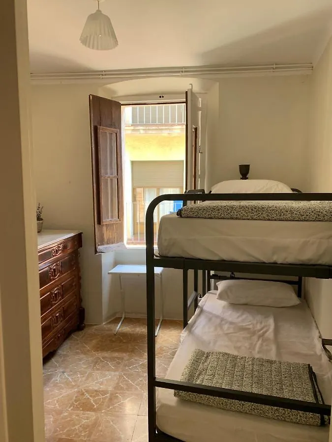 Notaria: Casco Antiguo Apartment with Garden Terrace Sant Feliu de Guixols